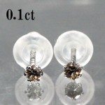 天然ダイヤモンドピアス　0.1ｃｔ　LB1クラス