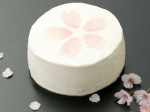高知県　洋菓子工房「スウィーツ」 　桜シフォンケーキ