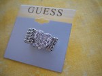 guess ハートのリング！