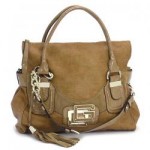 新着ゲスのショルダーGUESS_ VY208931 DREAM SATCHEL CAMEL ショルダー